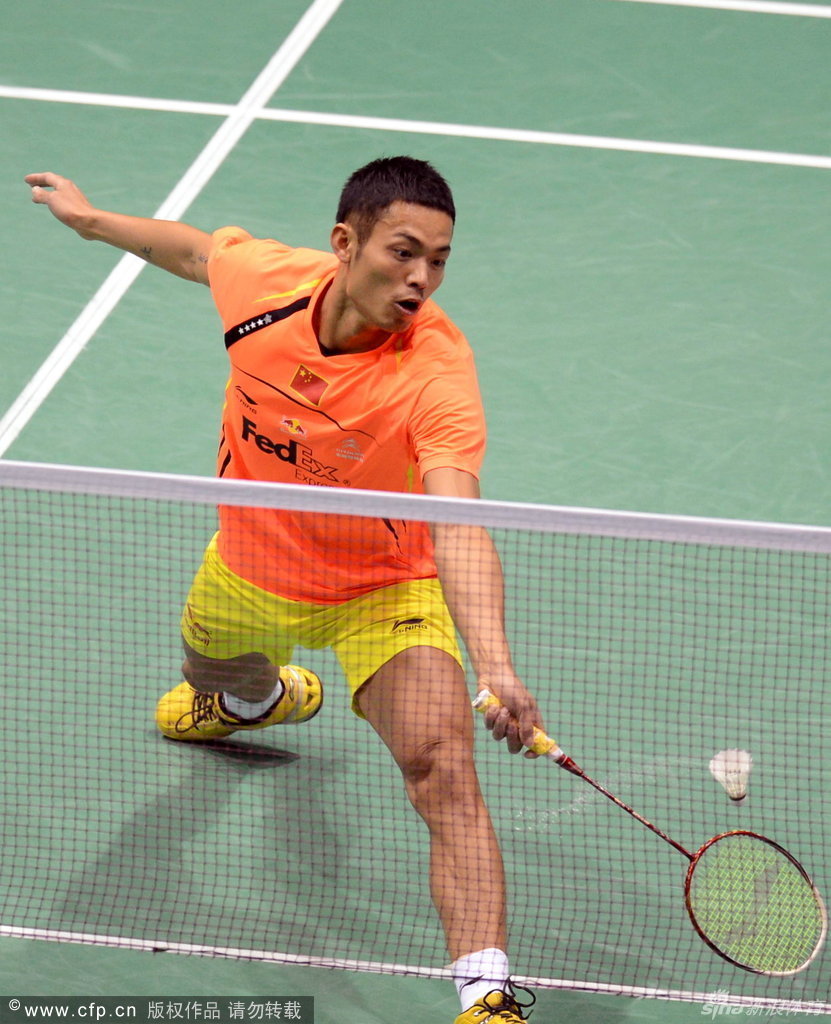 居前两名 居前两名