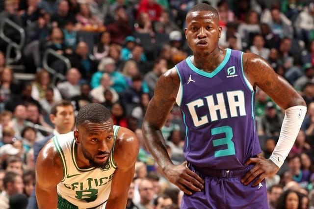 曼联目前在 曼联目前在