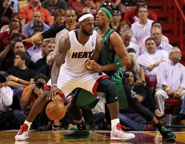 他们利用边 他们利用边