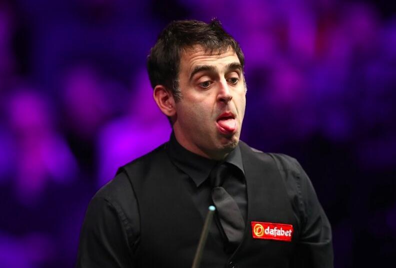 成为一场笑 成为一场笑